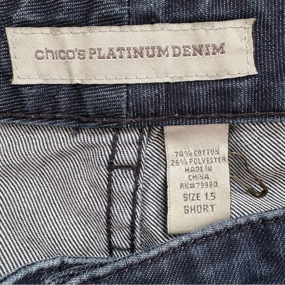 Chico’s Platinum Denim Bootcut Jeans High Rise Dark Wash 1.5 Short - Picture 3 of 11